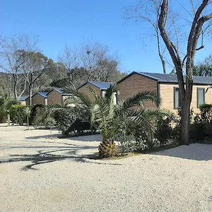 Campsite Eco-lodge Lou Pantai ***
